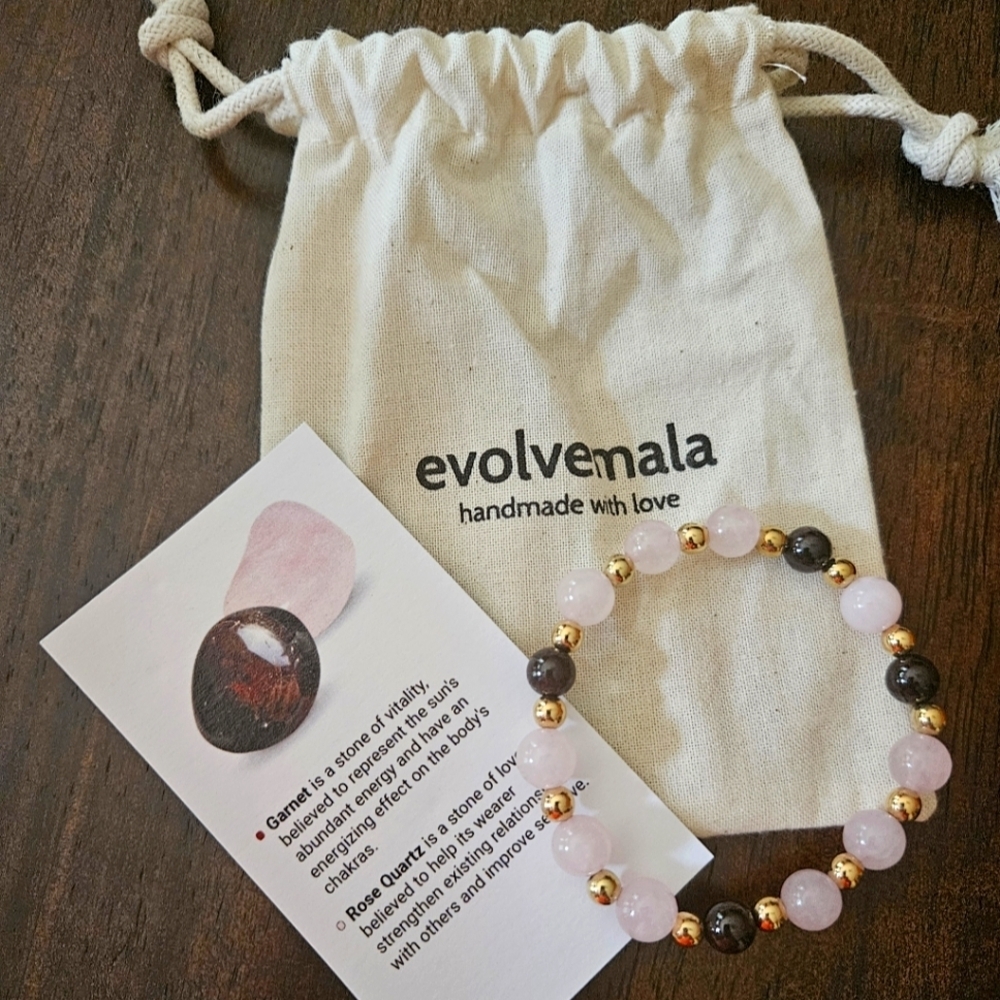 Evolve Mala Handmade Gem Stone Stretchable Bracelet NWT